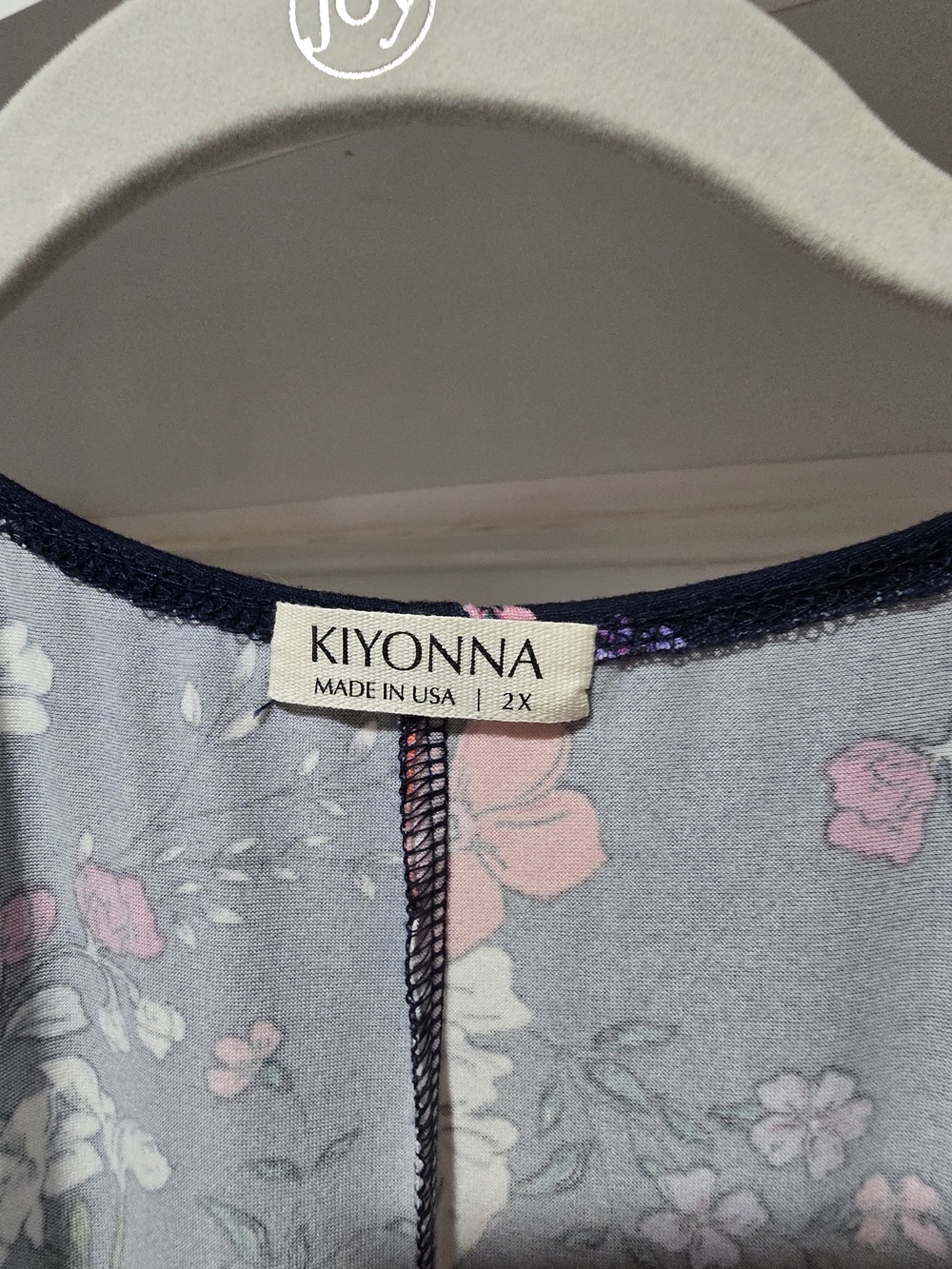 Kiyonna Gemini Floral Wrap dress w/ Kimono Sleeves, Navy, Pink & White 2x/18-20 - Picture 14 of 16